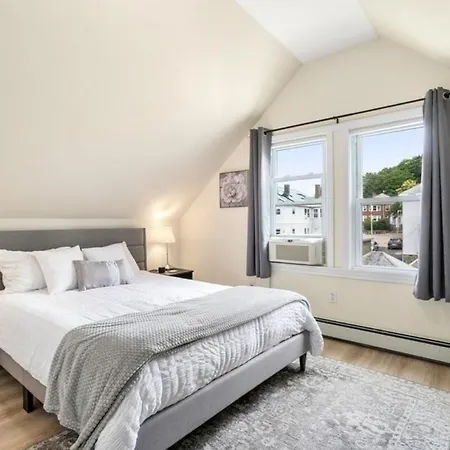 2 Bedroom Loft In Brighton, Free Parking Apartment *