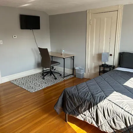 Near Downtown - Andrew Station Area Homestay *