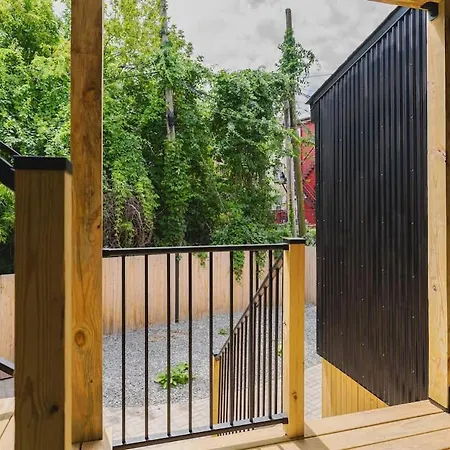 Luxury 3bd Short Walk To Airport