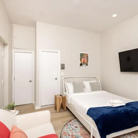 Cozy Near Prudential Ctr Apartment Boston