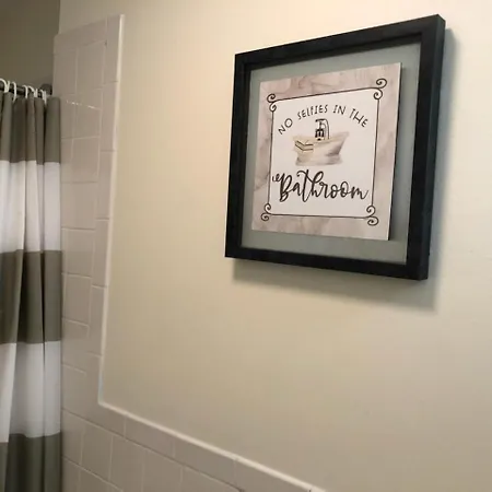 Modern Renovated 2-bedroom In South Apartment Boston