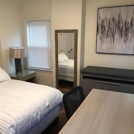 Modern Renovated 2-bedroom In South Boston