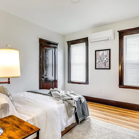 4 Mi To Fenway Park: Pet-friendly Dorchester Apt! * Boston