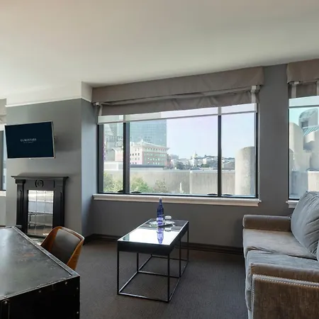 Hotel Eurostars The Boxer 4*