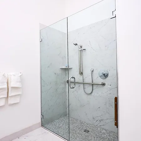 Apartment Luxurious In The Heart Of *
