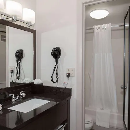 Ramada By Wyndham 3*