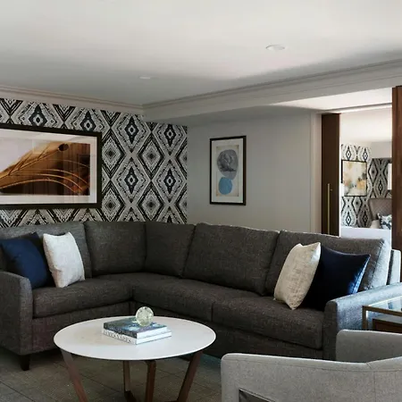 Marriott Long Wharf