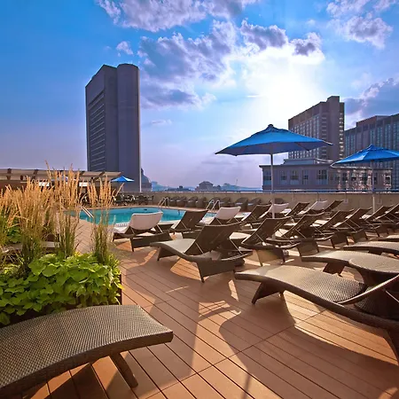 The Colonnade Hotel