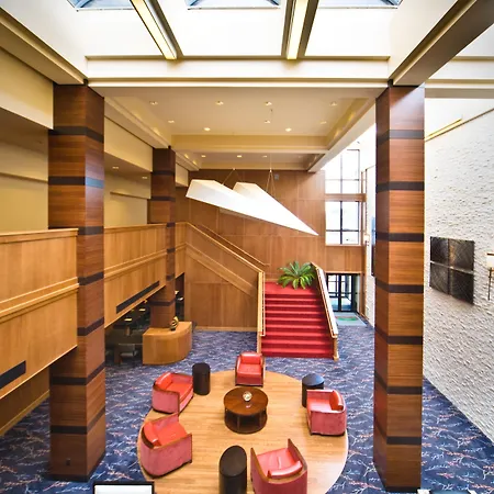 Courtyard By Marriott Logan Airport Hotel Boston
