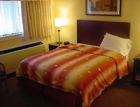 Hotel Boston 2*