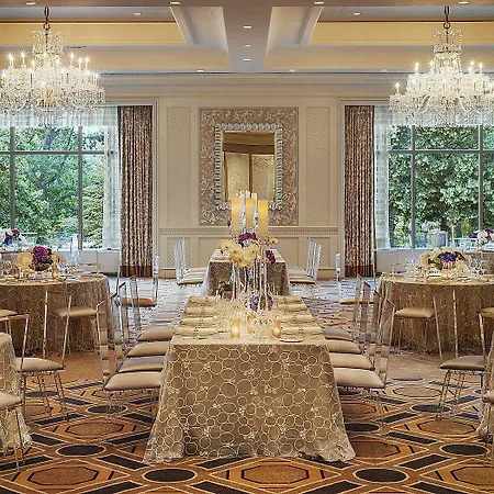 Four Seasons Hotel