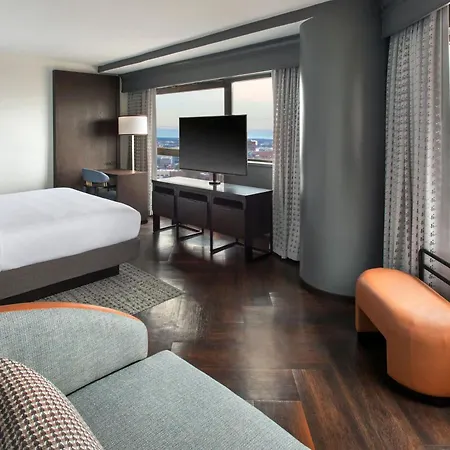 Marriott Copley Place 4*