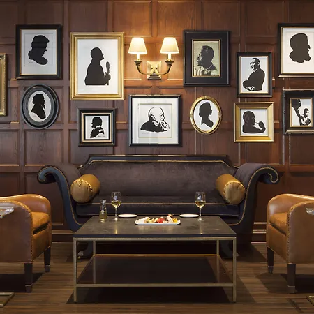 Omni Parker House 4*