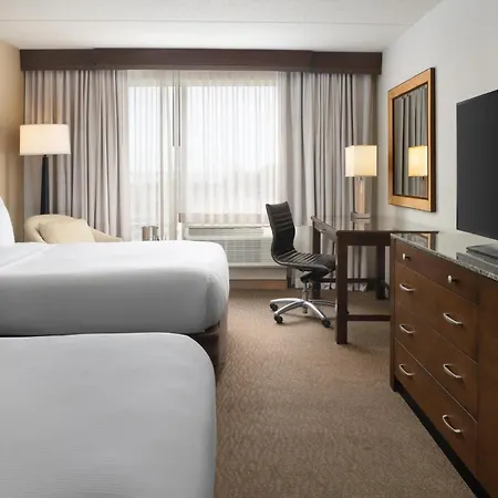 Doubletree By Hilton Bayside Hotel 3*