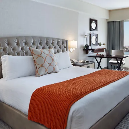 Hotel Seaport 4*