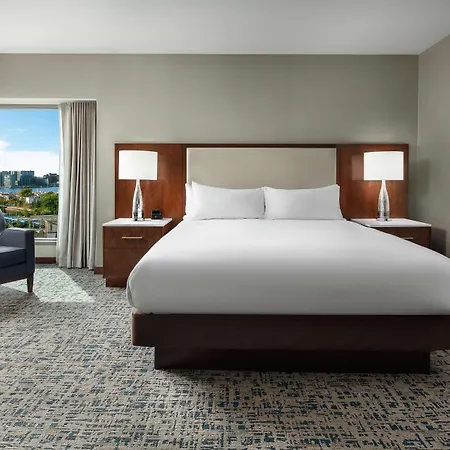 Hilton Logan Airport Hotel Boston
