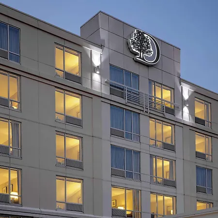 Doubletree By Hilton Bayside Boston
