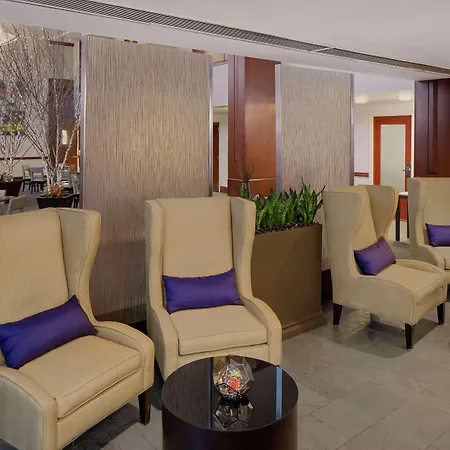 Doubletree By Hilton Bayside 3* Boston
