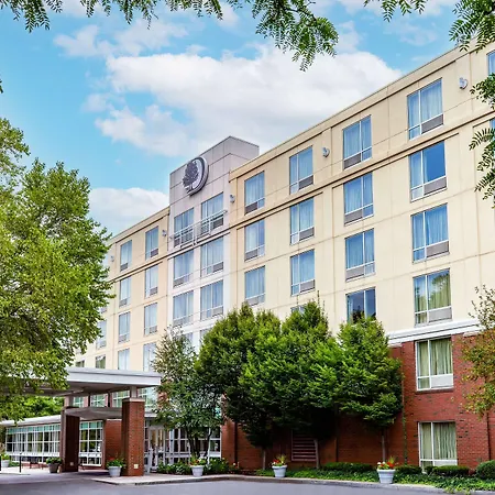 Doubletree By Hilton Bayside 3* Boston