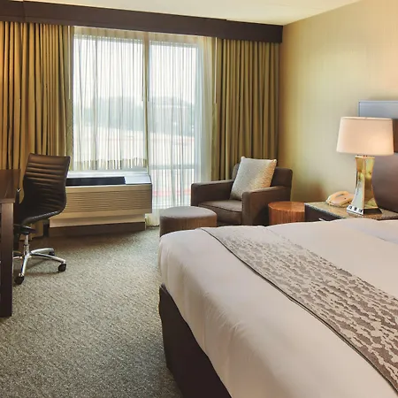 Doubletree By Hilton Bayside Hotel 3*