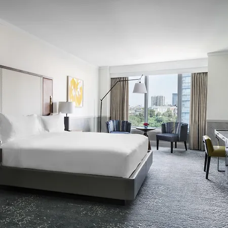 The Ritz-carlton, Hotel 5*