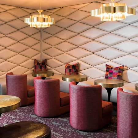 Hotel Charlesmark