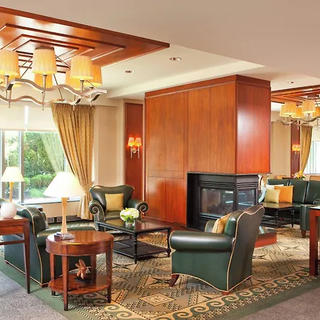 Hotel By Marriott Harbor On Tudor Wharf Boston
