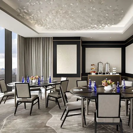 Common Hotel 2*