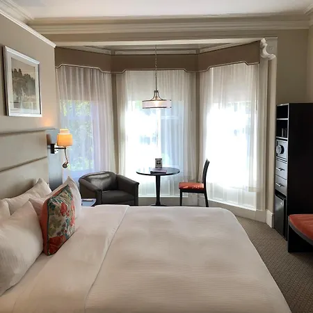 Hotel Newbury