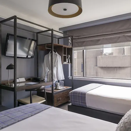 Hotel Eurostars The Boxer 4*
