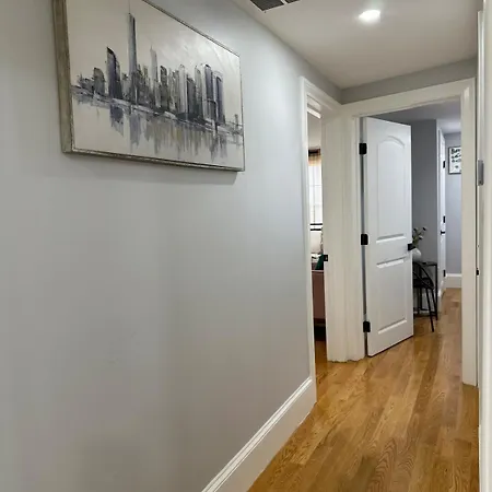 85c Brand New 3brwalk To Transit, Near Apartment Boston