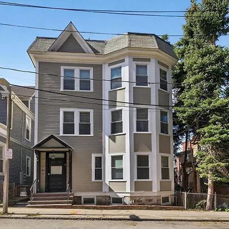 Luxury 3br In That Sleeps 10 * Boston