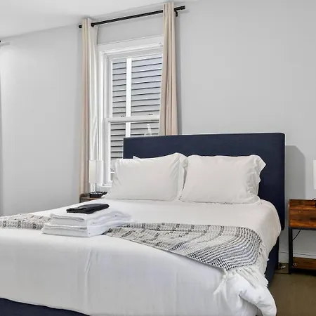 Apartment Luxury 3br In That Sleeps 10 Boston