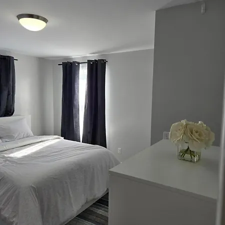 Cozy Nest Getaway Near Boston! * Boston