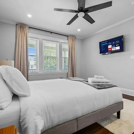 Luxury 3br In With Free Parking Apartment Boston