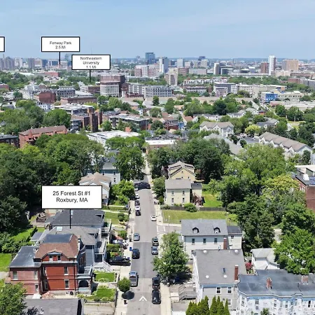 Apartment Luxury 3br In With Free Parking *