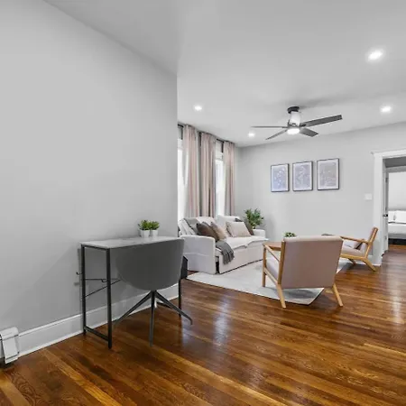 Apartment Luxury 3br In With Free Parking *