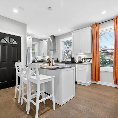 Luxury 3br In That Sleeps 10 *