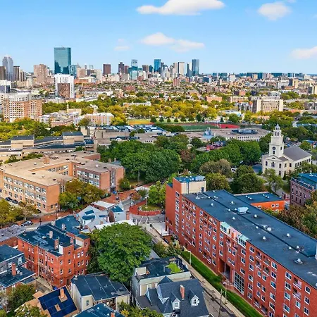 Luxury 3br In That Sleeps 10 * Boston