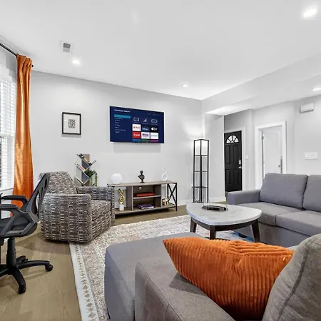 Luxury 3br In That Sleeps 10 * Boston