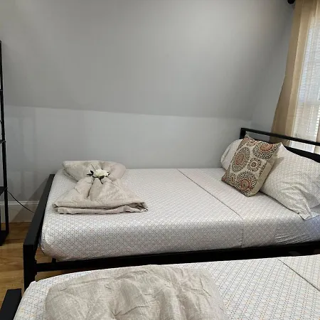 Apartment 85c Brand New 3brwalk To Transit, Near *
