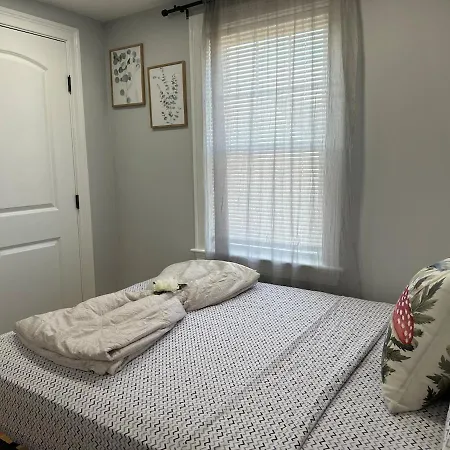 Apartment 85c Brand New 3brwalk To Transit, Near *