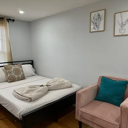Apartment 85c Brand New 3brwalk To Transit, Near
