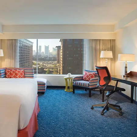 Renaissance Seaport District Hotel 4*