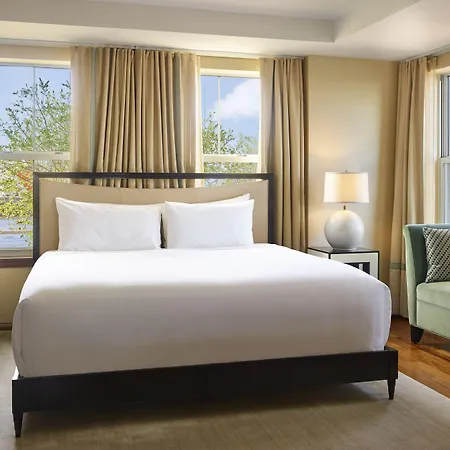 Battery Wharf Hotel, Waterfront 4* Boston