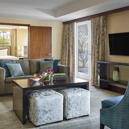 Battery Wharf Hotel, Waterfront 4* Boston