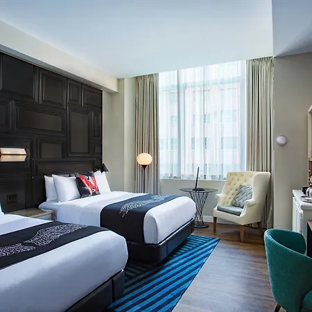 Hotel W