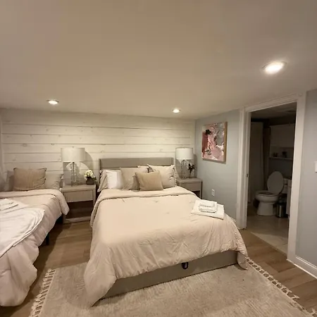 Apartment Southie With Hot Tub Boston