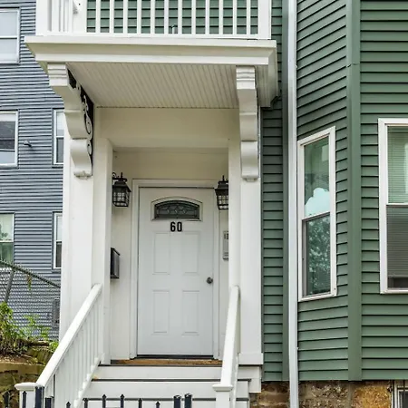 Apartment Luxury 2br In With Free Parking