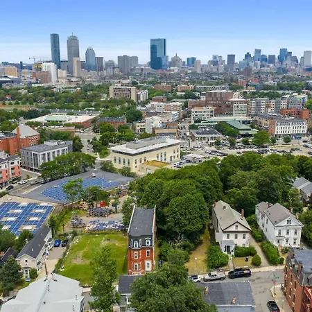 Luxury 2br In With Free Parking Apartment Boston
